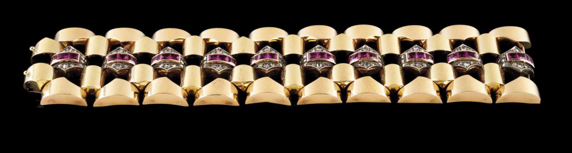 An Art Deco bracelet