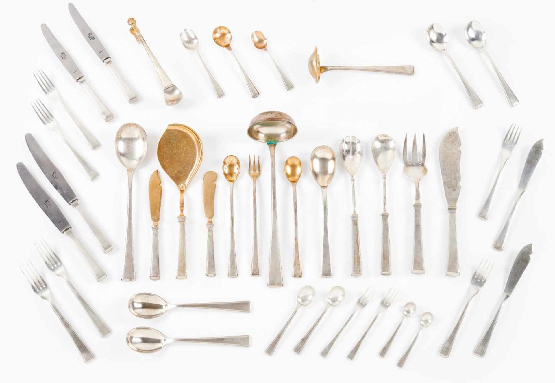 A 12 seat cutlery set