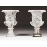 Pair of vases Medicis