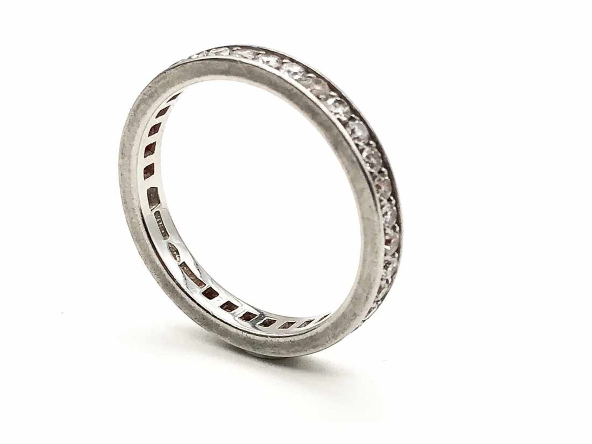 BULGARI Memory-Ring, 950 Platin / 5,2 g, 32 Brillianten ingesamt 0,82 ct Tw vsi, Papiere von 09/ - Bild 3 aus 18