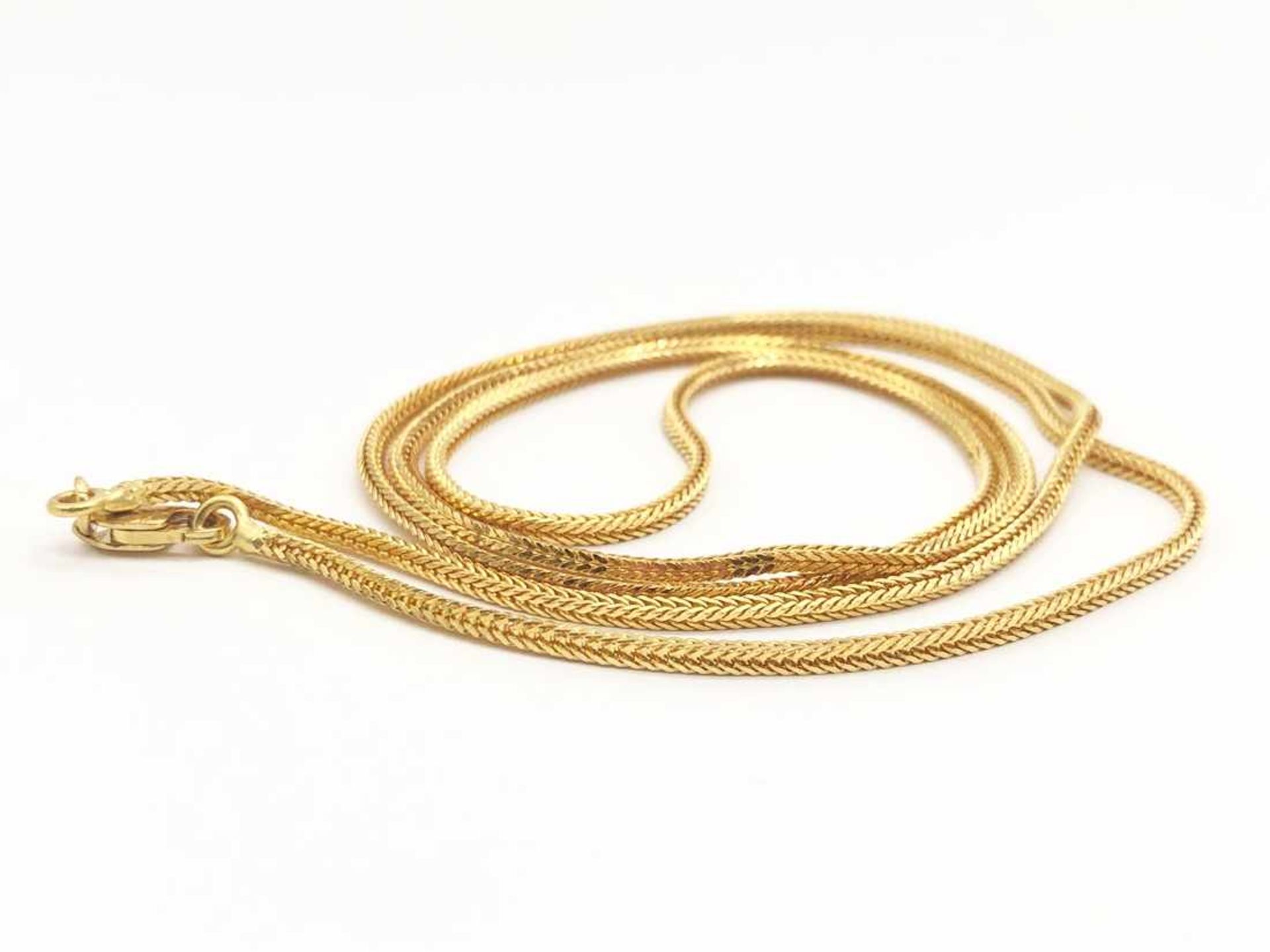 Kette 916 GG / 15,3 g, punziert 22 K; Länge: ca. 65,4 cm