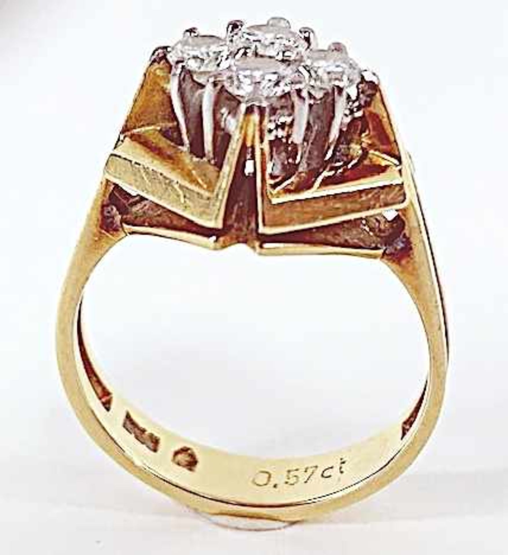 Ring 750 GG / 6,5 g, 4 Brillanten, punziert 0,57 ct W vsi-si; RG: ca. 54. Gebrauchsspuren - Bild 4 aus 6