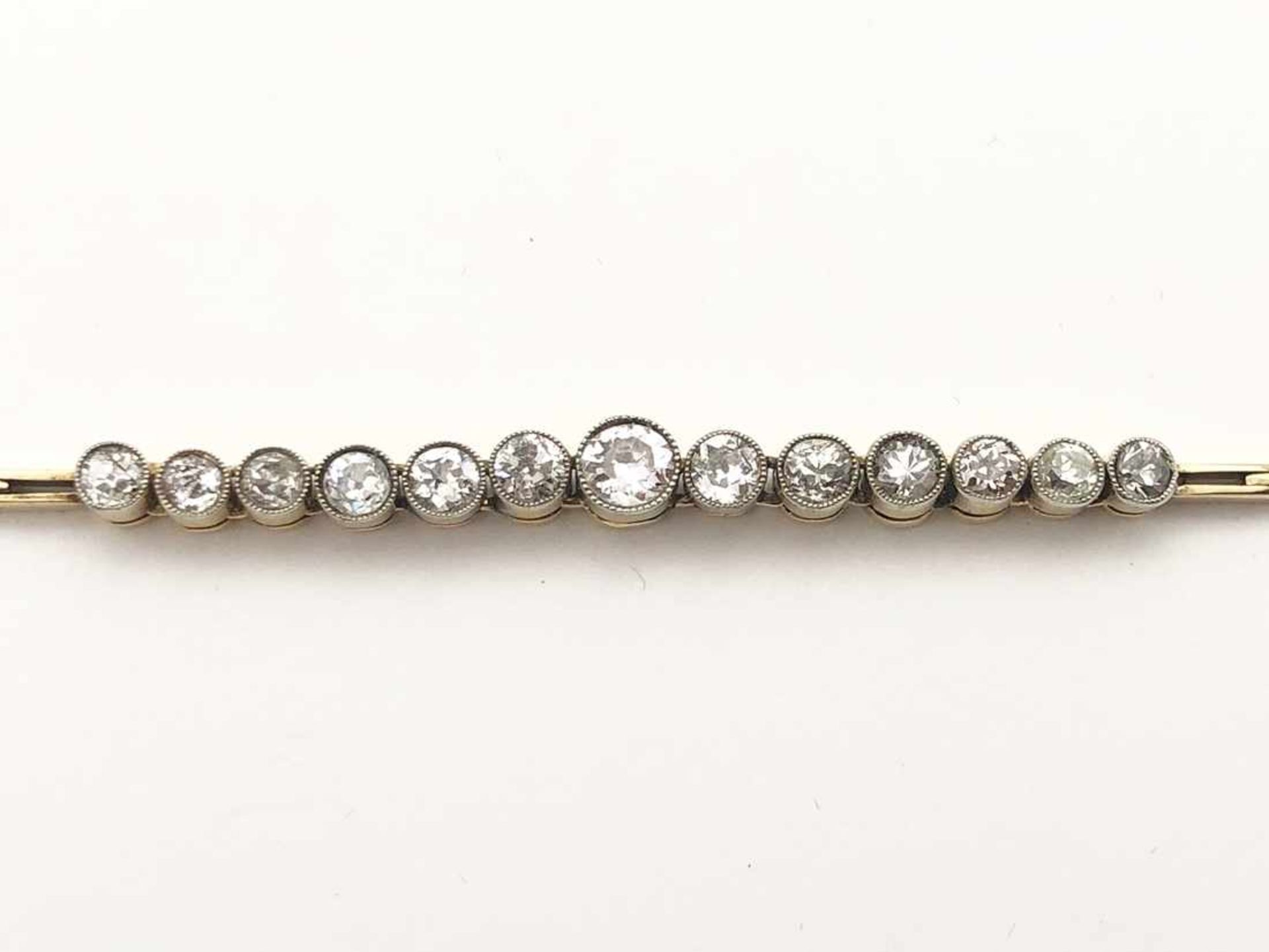 Armband ca. 750 GG / 7,5 g, 13 Diamanten Altschliff, ca. 1,30 ct TCR piqué-si; Länge: ca. 18 cm - Bild 4 aus 10