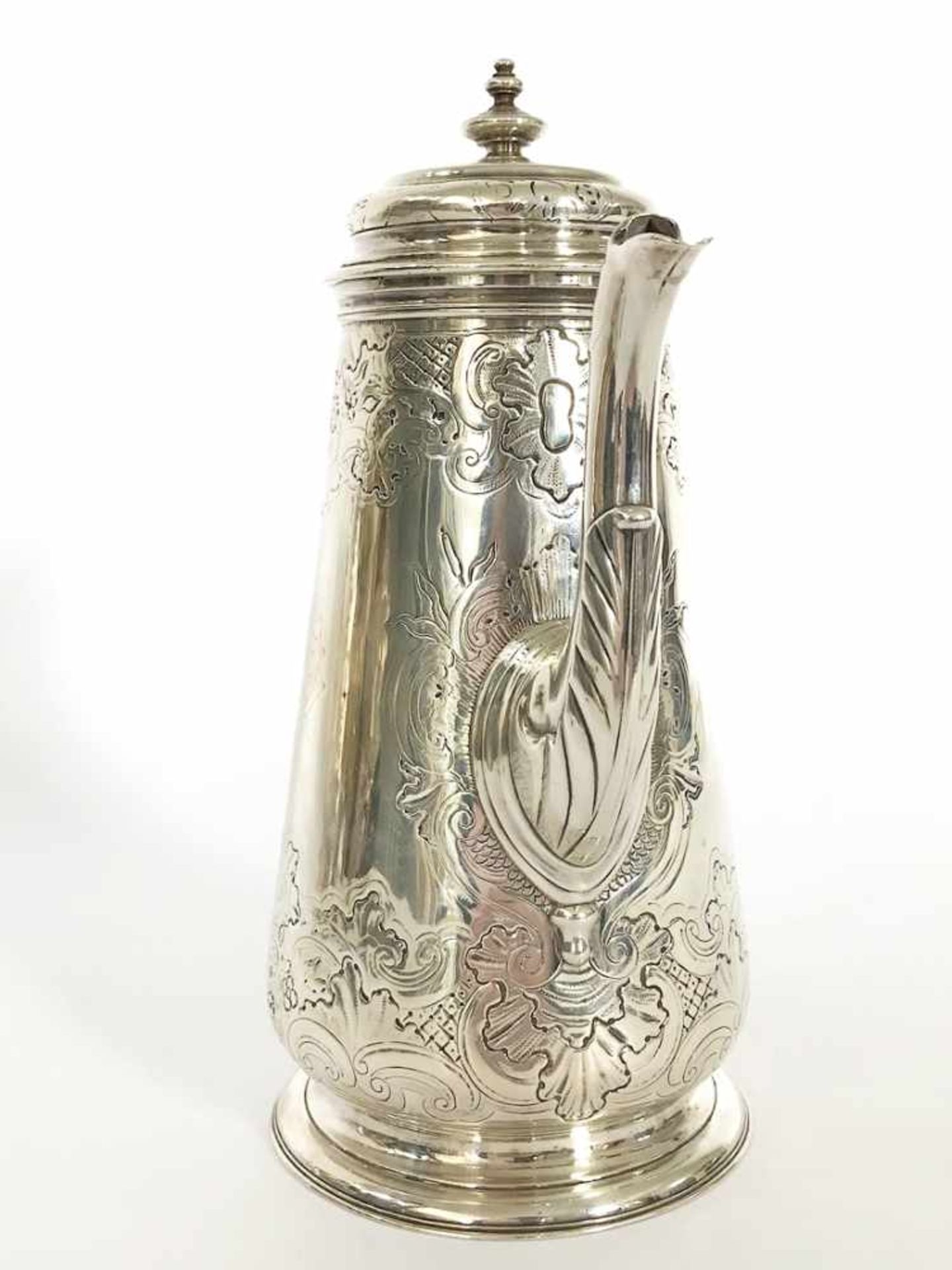 Kaffeekanne, 925er Silber, Silbermarke Kannenboden, Elfenbeinhenkel; handgetrieben, wohl London 1778 - Bild 13 aus 14