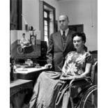 Gisèle Freund (Berlin 1908 – 2000 Paris)Frida Kahlo und ihr Arzt Dr. Farill, Mexiko-City.