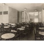 Atelier de Sandalo (d.i. Rudolf de Sandalo sen. / jun.) (1869–1932 / 1899–1958)Café Zeman (