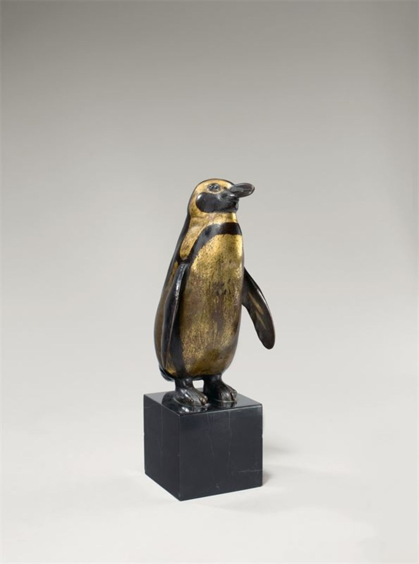 August Gaul (Großauheim b. Hanau 1869 – 1921 Berlin)„Pinguin“. Um 1914Bronze mit dunkelbrauner