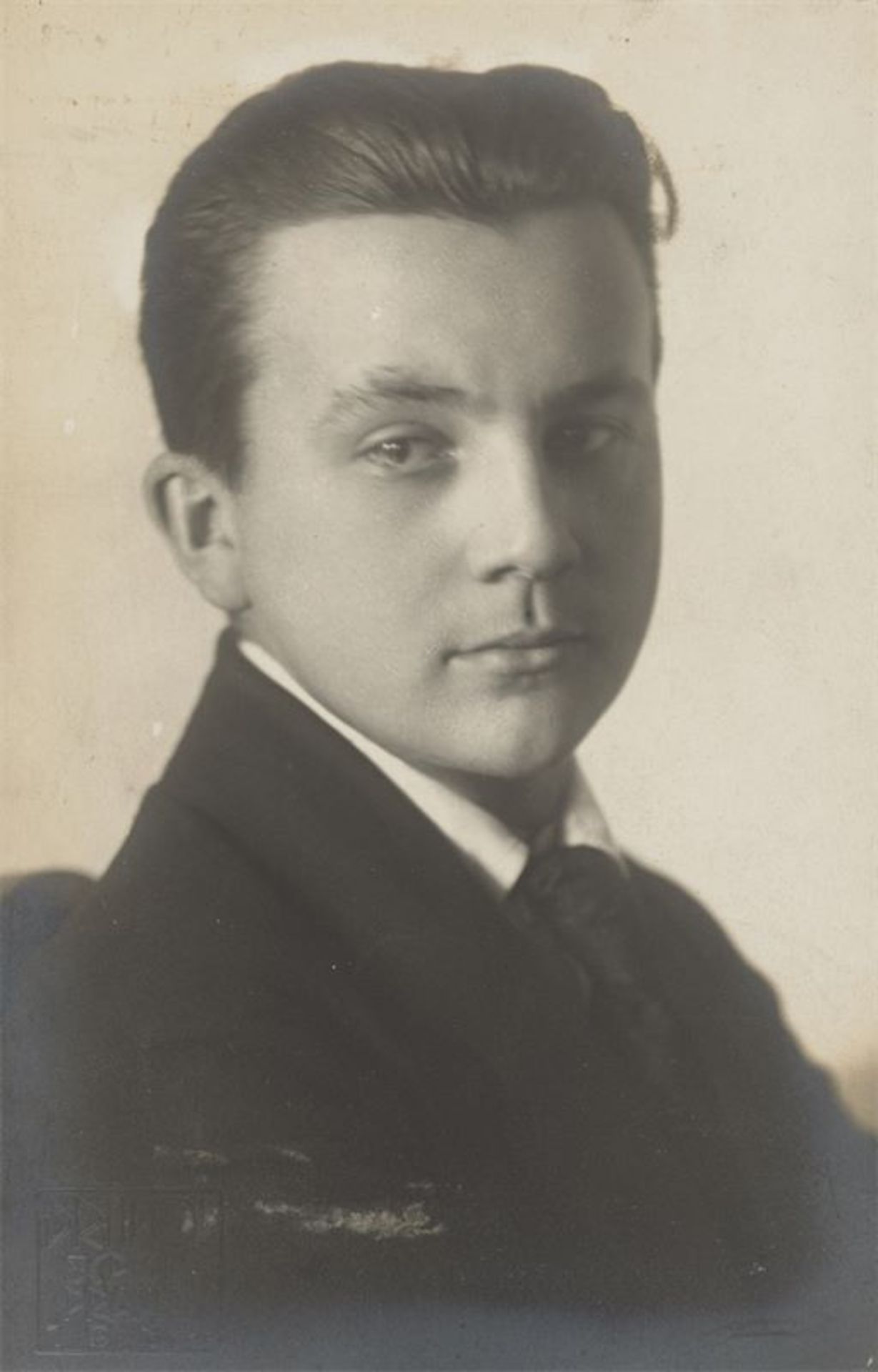 František Drtikol (Příbram, Böhmen 1883 – 1961 Prag)Jaroslav Rössler. 1922Vintage.