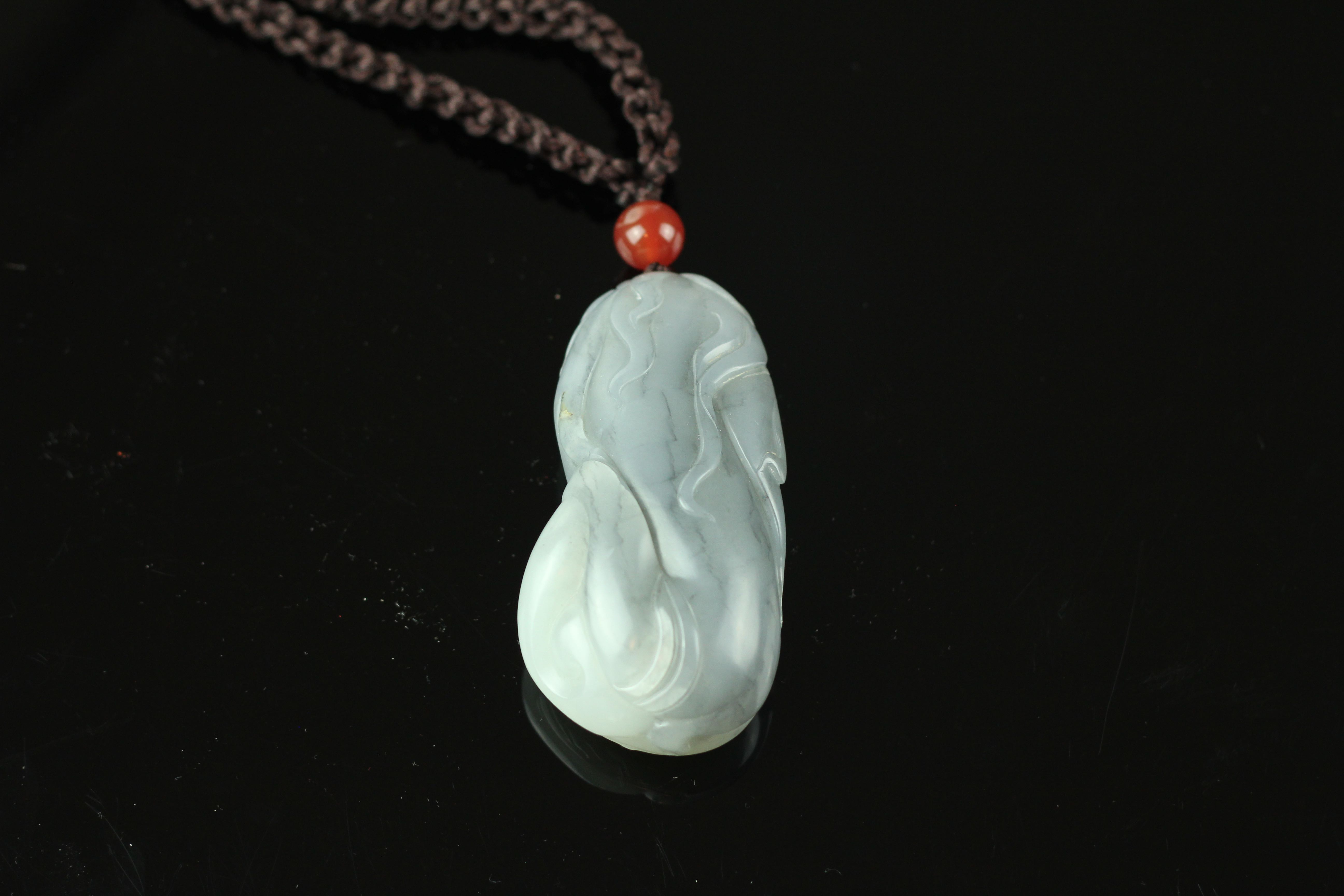A Chinese XINJIANG HETIAN White and Black Jade Pendant - Image 3 of 3
