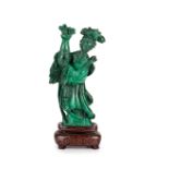 PICCOLA SCULTURA IN MALACHITE, XX SECOLO