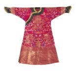 A PURPLE-GROUND SILK BROCADE 'DRAGON' COURT ROBE, CH'I-FU,