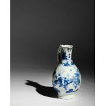 A NICE BLUE AND WHITE PORCELAIN EWER, CHINA, TRANSITIONAL PERIOD