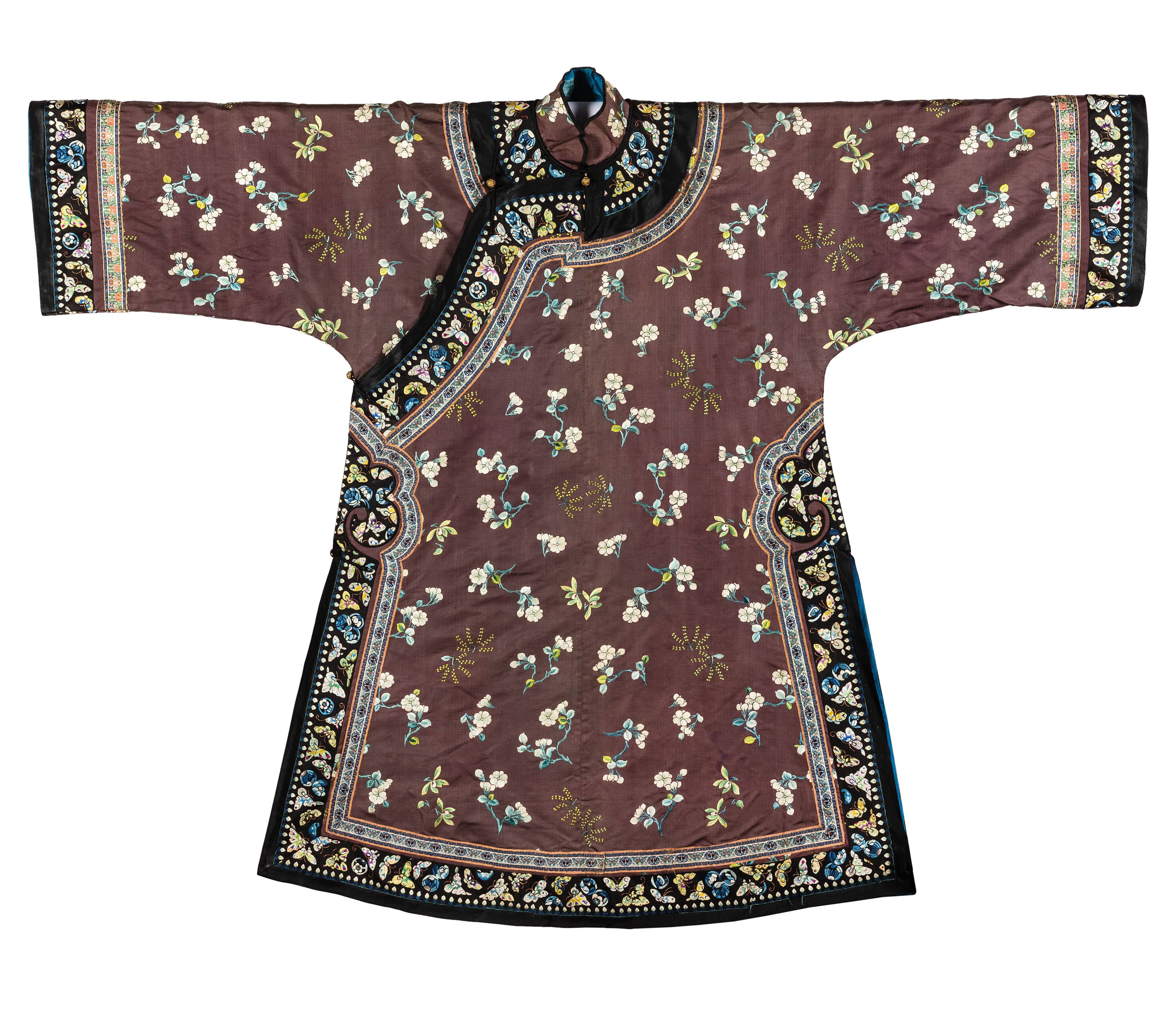 AN AUBERGINE SILK INFORMAL LADY'S ROBE, CHINA, 19TH CENTURY