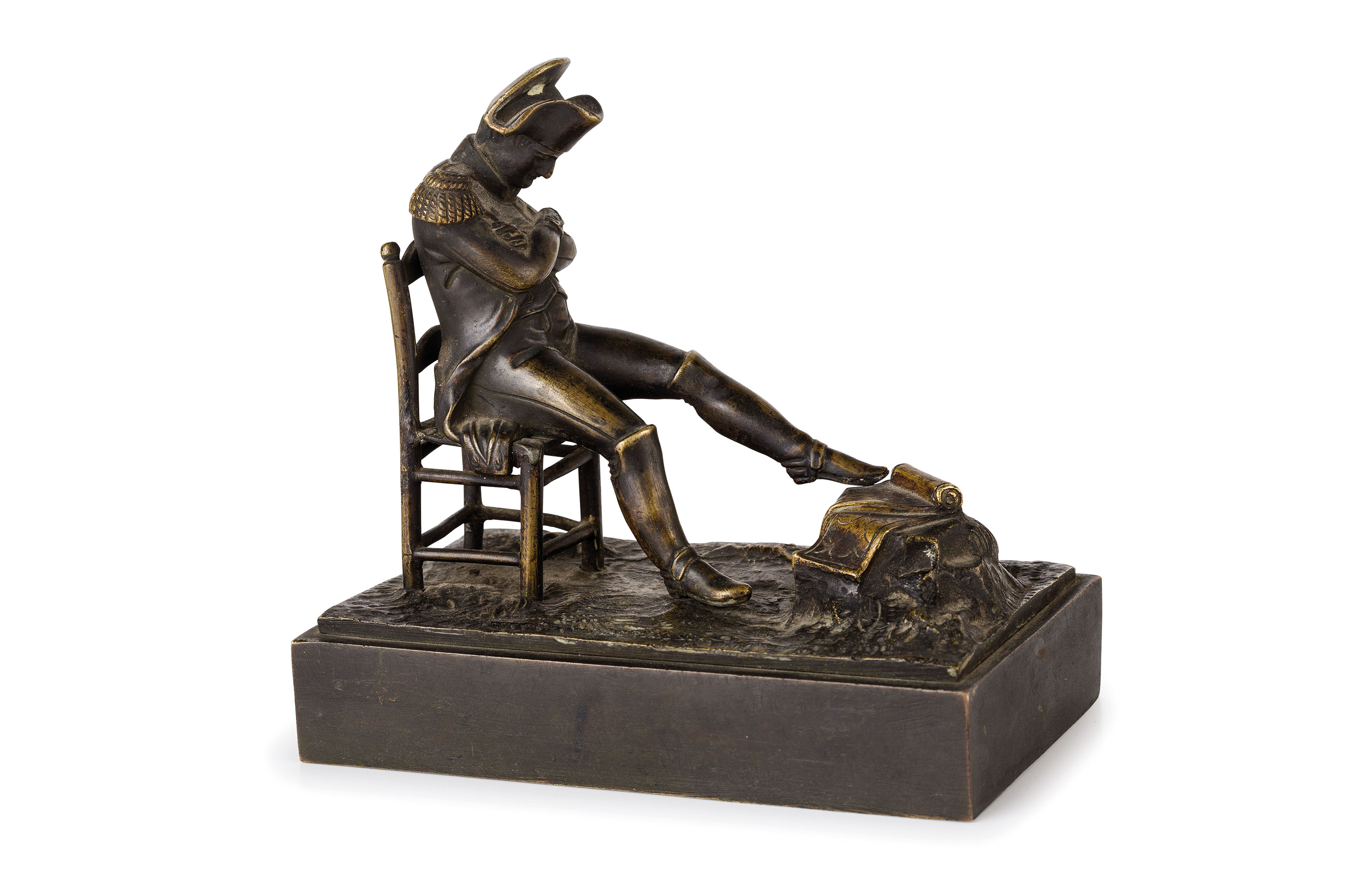 DUE PICCOLE SCULTURE IN BRONZO PATINATO E DORATO,