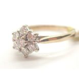 9ct gold diamond daisy cluster ring approximately 0.