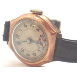 Ladies 9ct gold wristwatch