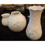 Three Kaiser porcelain vases