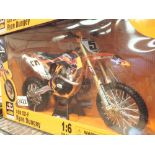 NewRay 1:6 scale diecast motorbike 450 S