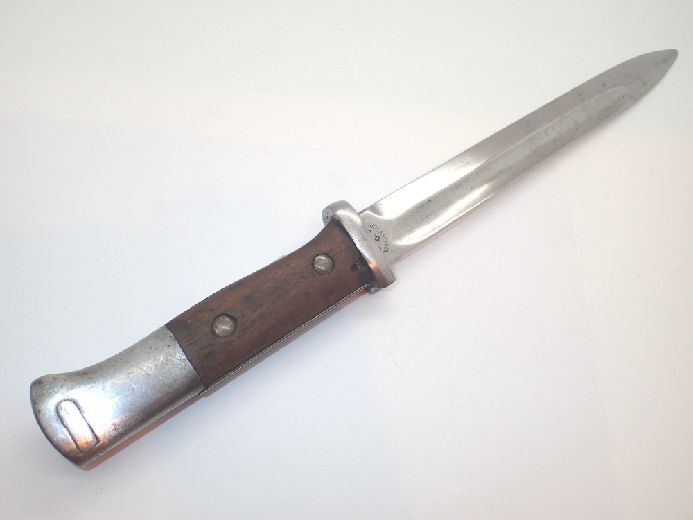 German WWII Rich A Herder Solingen bayonet lacking scabbard