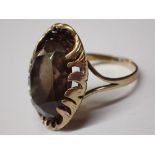 9ct gold smokey quartz set ring size O 6.