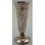 Hammered Russian silver vase H: 8 cm