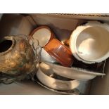 Box of mixed ceramics