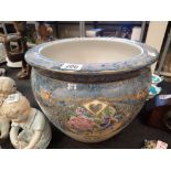 Large Oriental decorative bowl