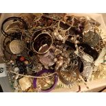 Tray of unsorted costume and fashion jewellery