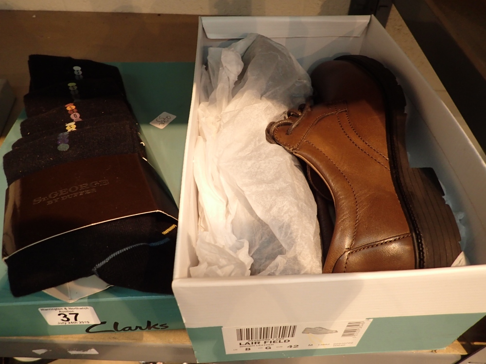 Pair of Clarks Lairfield size 8 shoes and a pack of socks