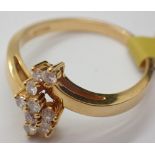18ct gold fancy ten stone diamond ring size M 3.