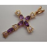 9ct gold amethyst and clear stone cross pendant