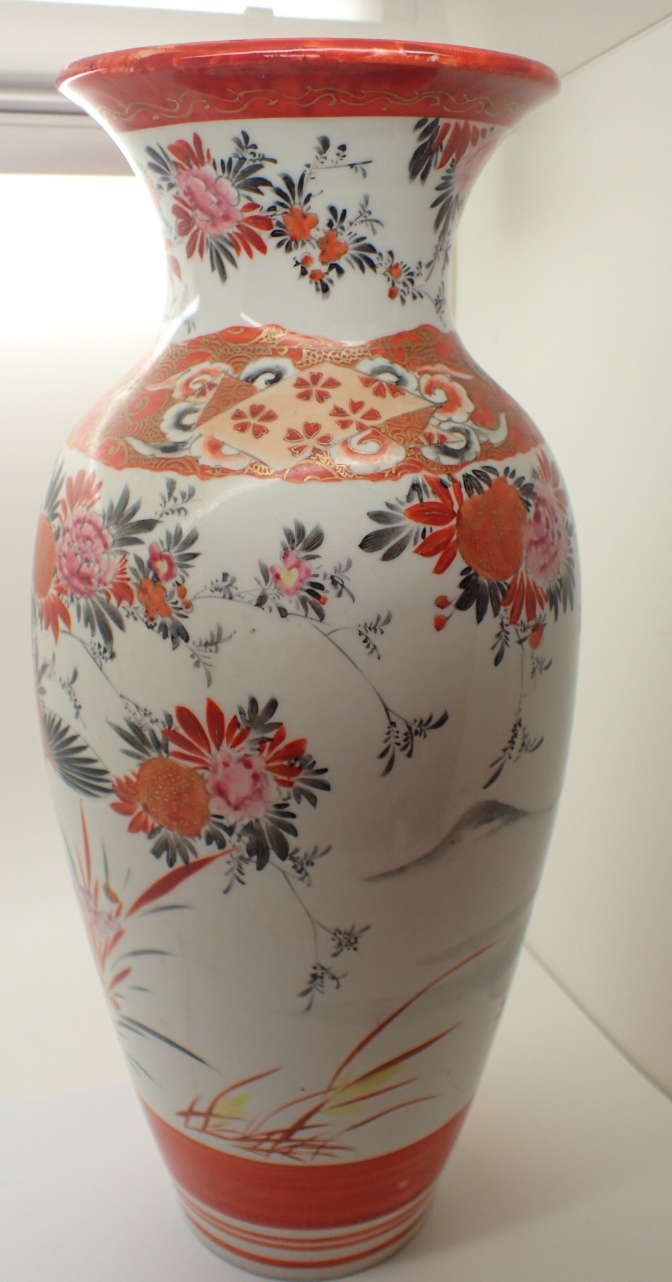 Large underglaze signed orange and white Oriental vase H: 35 cm