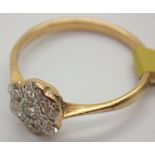 18ct gold antique seven stone diamond cluster ring size L 2g