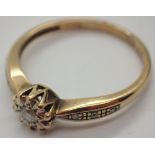 9ct gold and diamond ring size M