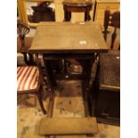 Antique church kneeler in oak H: 100 cm