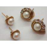 Two pairs of 9ct gold pearl earrings