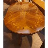 Large inlaid Italian dining table CONDITION REPORT: L : 200 cm