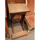 Antique church kneeler in oak H: 100 cm