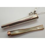 Chester hallmarked silver cheroot holder case containing cheroot holder with 9ct gold mount