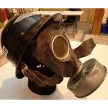 Czech Luftschutz issue air raid helmet and gas mask