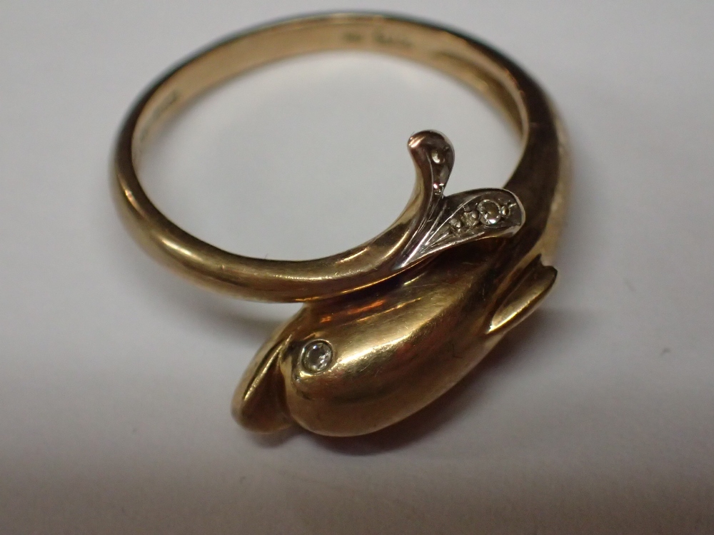 9ct gold dolphin ring set with small diamonds size L 2.