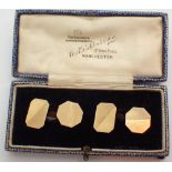 Pair of 9ct gold Art Deco cufflinks in original box 3.