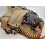 WWII British gas mask 1941 in canvas bag