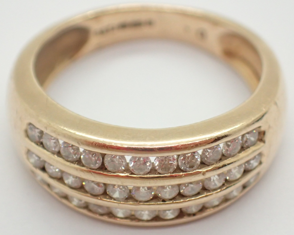 9ct gold three row diamond ring approximately 0.