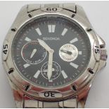Gents Sekonda stainless steel day and date wristwatch CONDITION REPORT: New battery