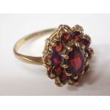 9ct gold garnet set ring size L 4.