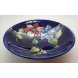 Large Moorcroft blue floral footed bowl D: 19 cm