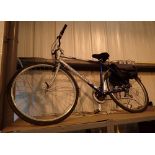 Falcon Adventura gents bicycle with 18 Shimano gears