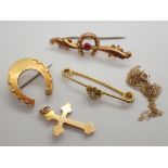 Mixed 9ct gold jewellery including bar brooches