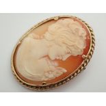 9ct gold cameo brooch L: 45 mm